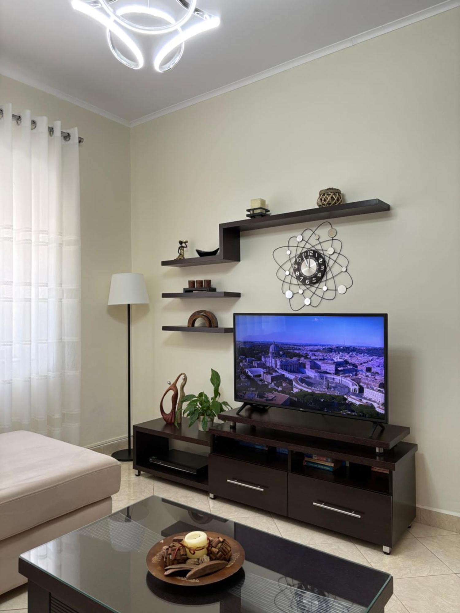 Sofia'S Modern Apartment Gjirokastër Esterno foto